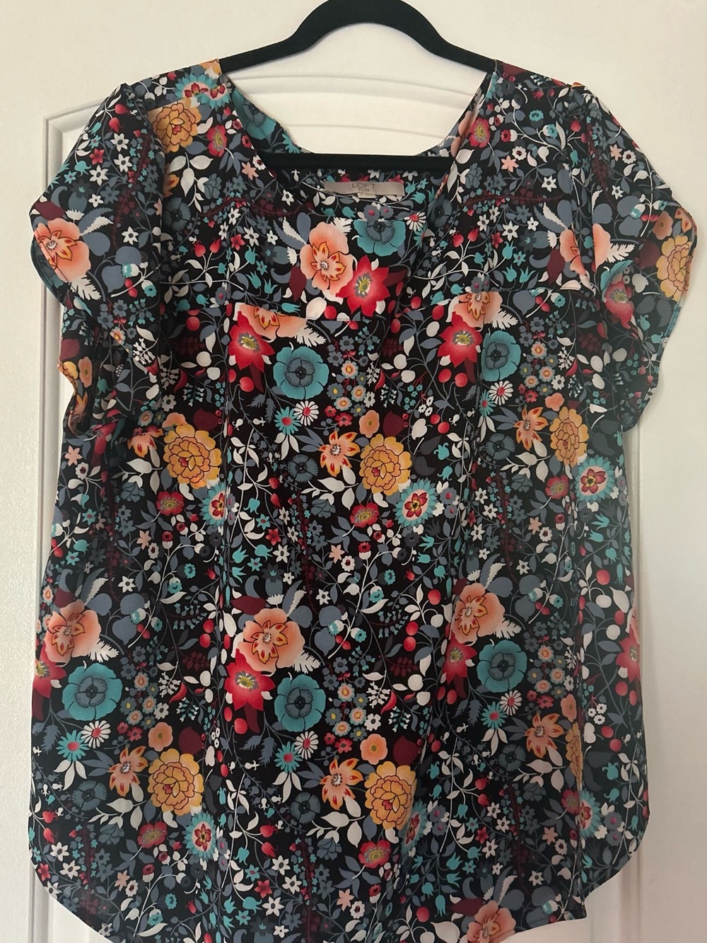 LOFT Black Multi Floral Short-Sleeve Blouse